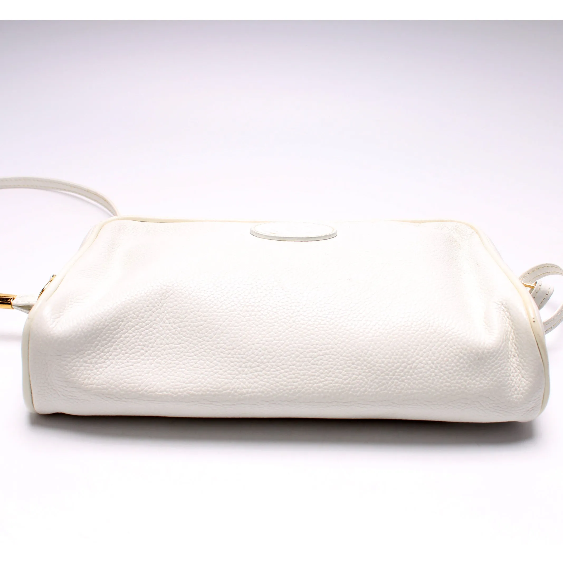 007-1112 Vintage Leather Shoulder Bag