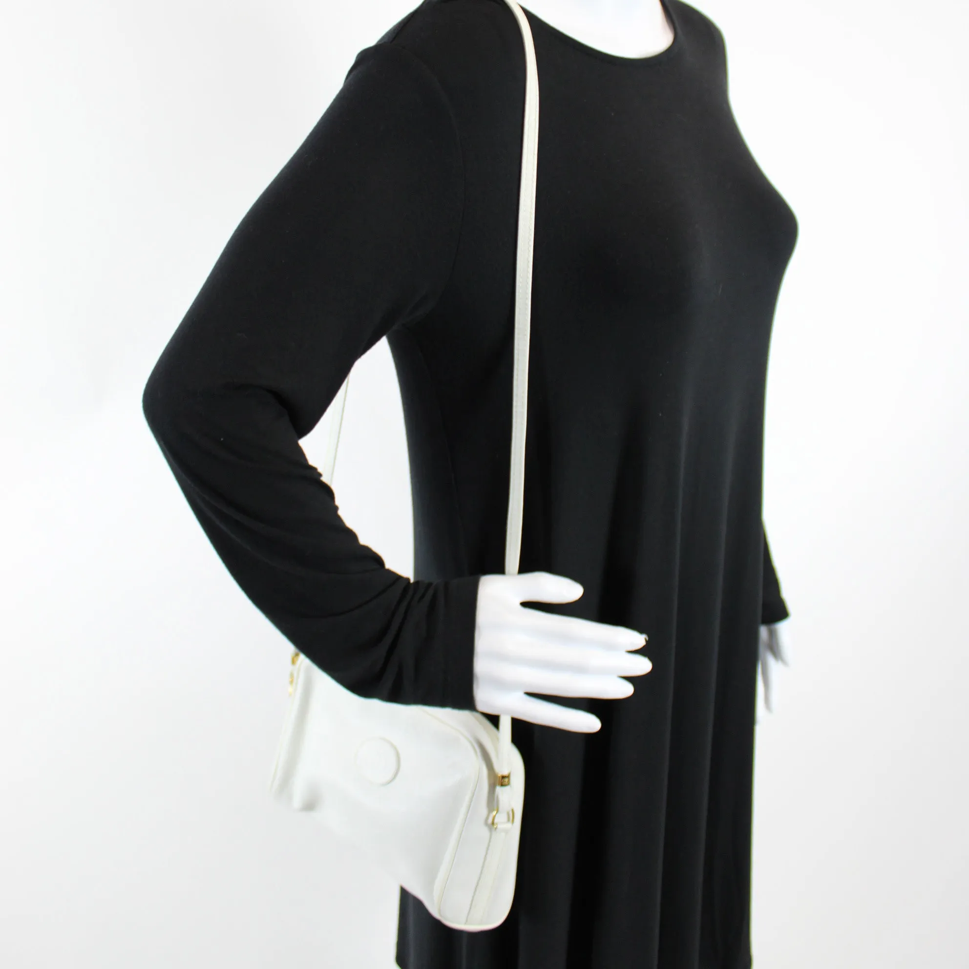007-1112 Vintage Leather Shoulder Bag