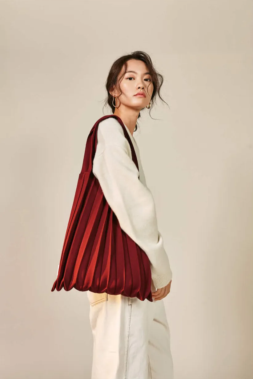 Knit Pleated Shoulder Bag made from Recycled Ocean Plastic - Mulberry