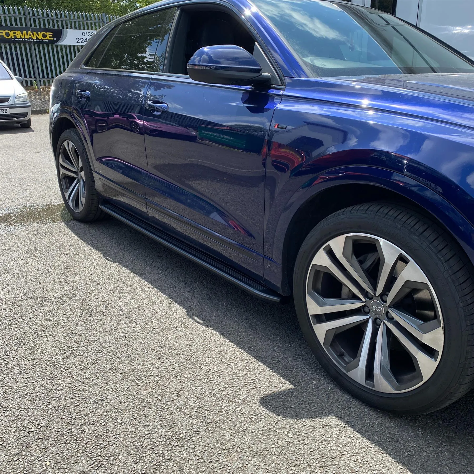 Orca Side Steps Running Boards for Audi Q8 2018-2021