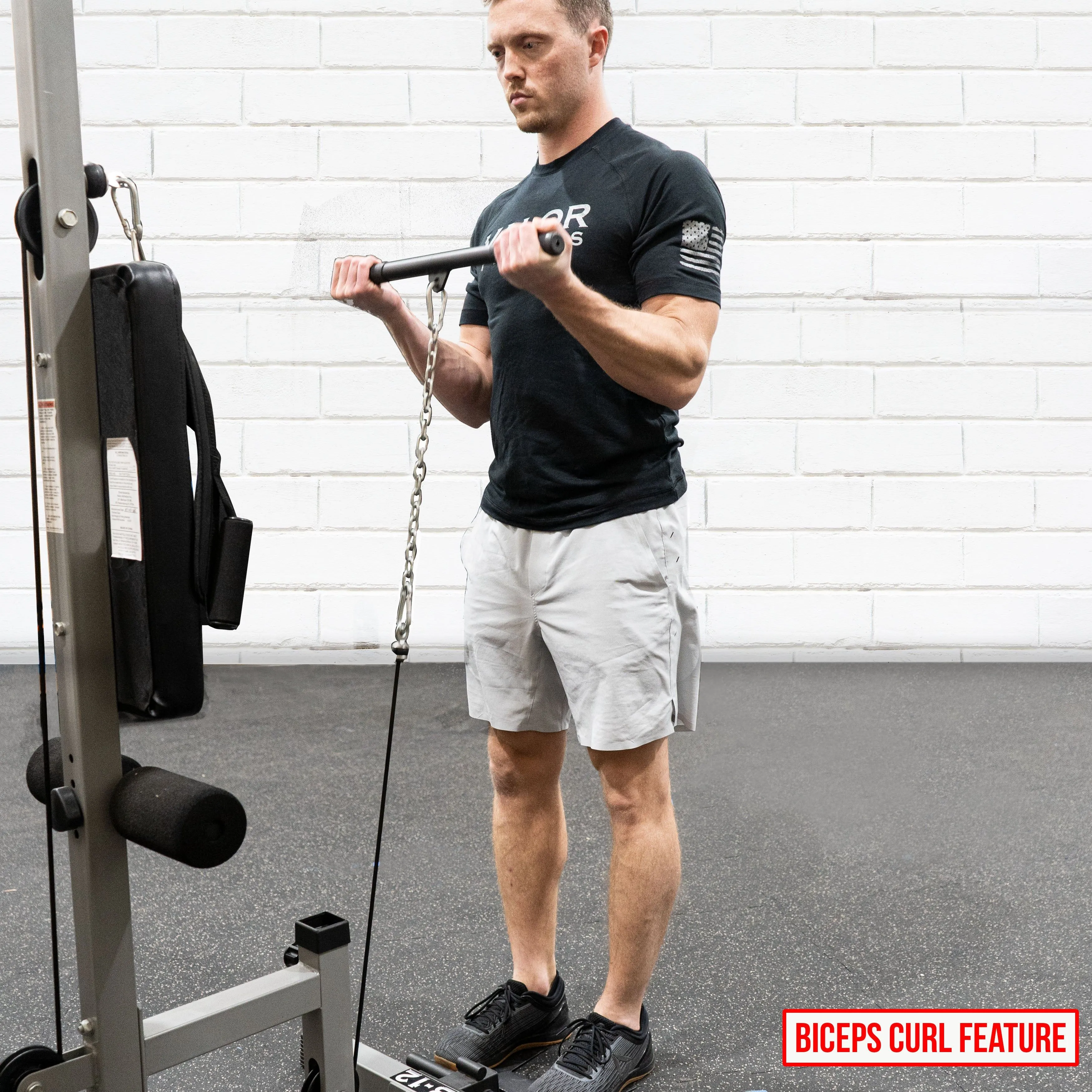 Plate Loaded Lat Pull Machine w/ Row and Ab Crunch