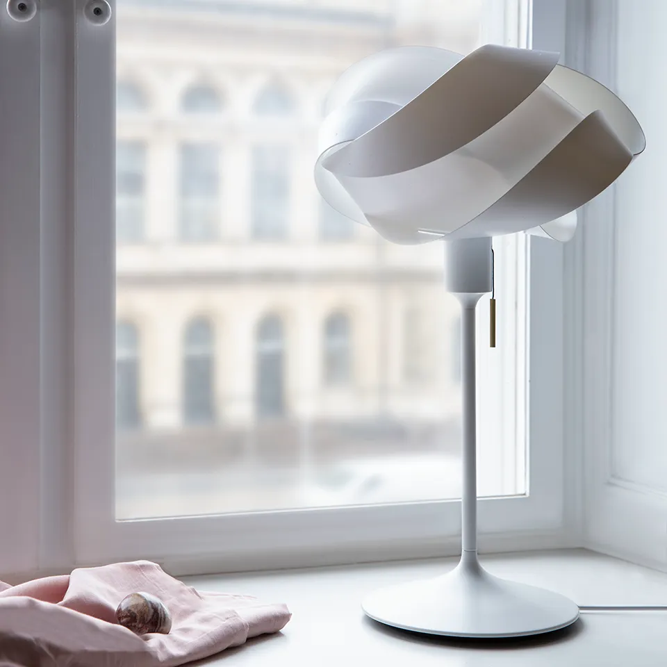 Santé table | Light Stand