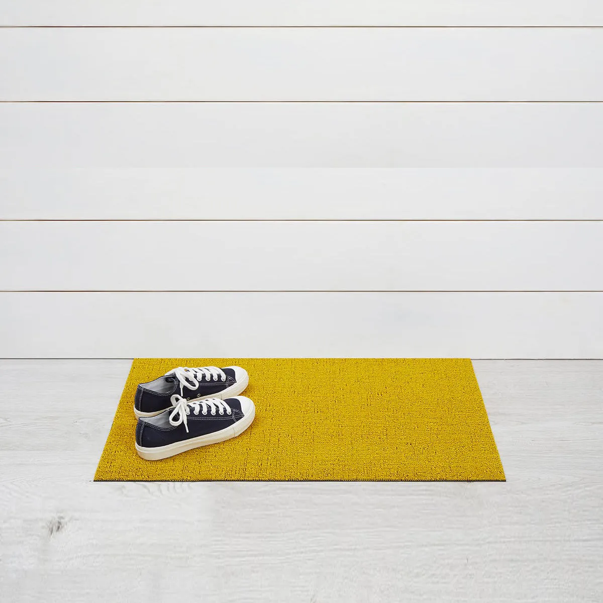 Solid Indoor/Outdoor Shag Mat