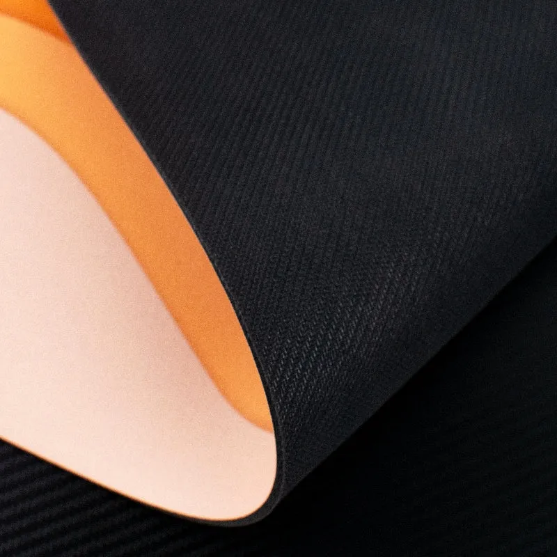Striking Tremor Waves Versatile Desk Mat