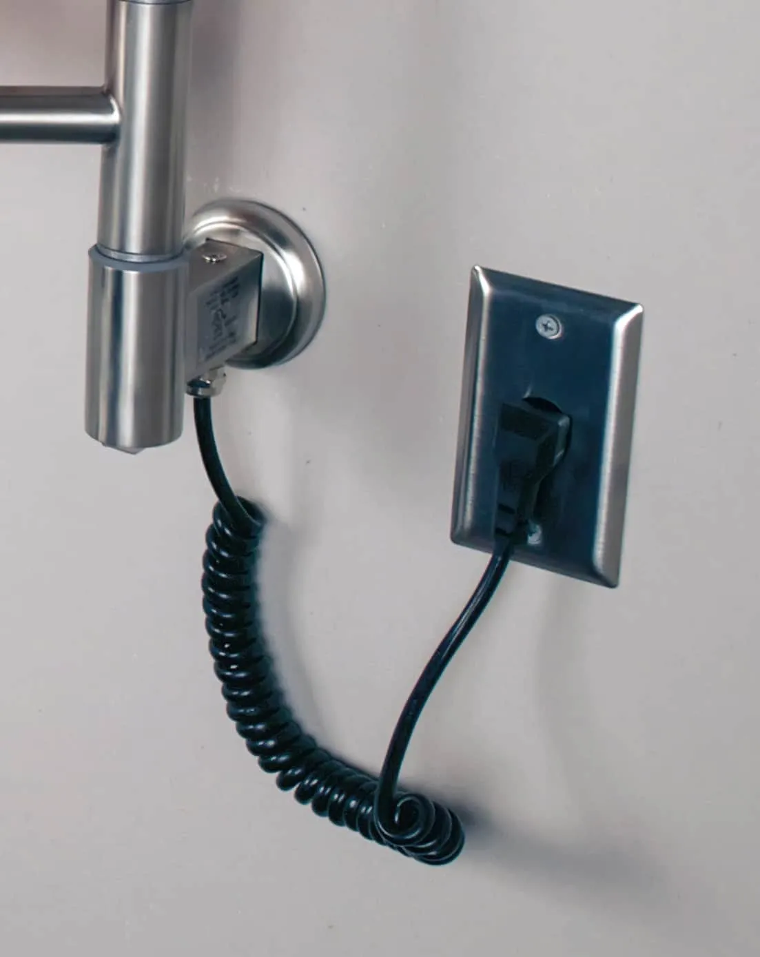 Swivel Jack D006