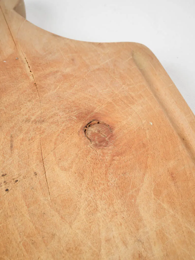 Vintage French cutting board w/ round handle 17¾" x 9"